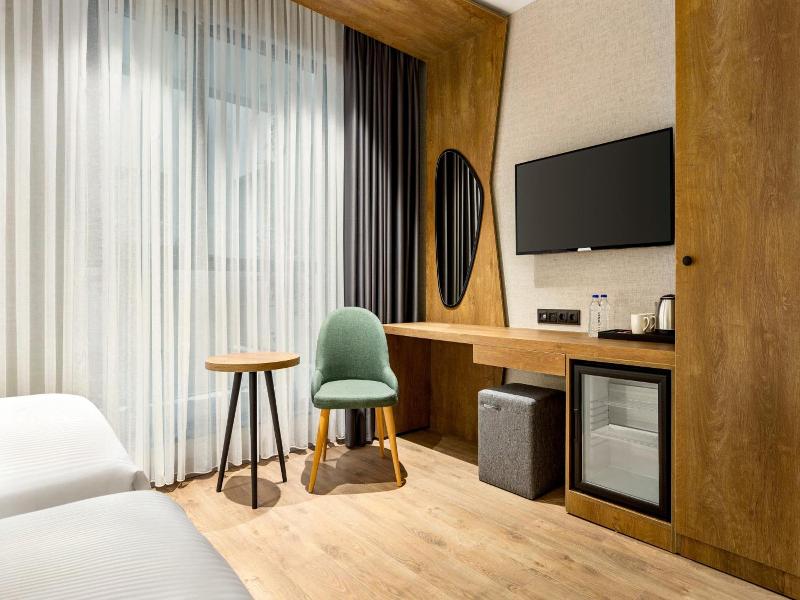 Ramada Encore By Wyndham Istanbul Arnavutkoy image
