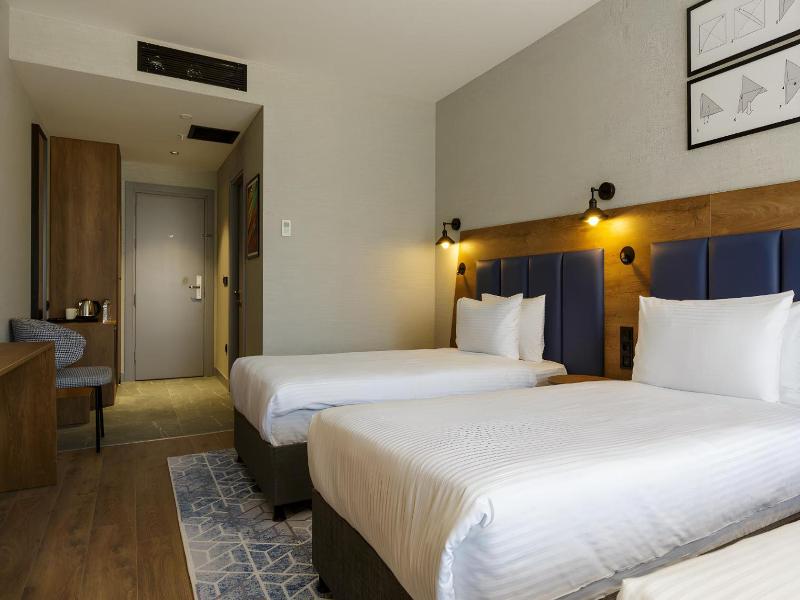 Ramada Encore By Wyndham Istanbul Arnavutkoy image