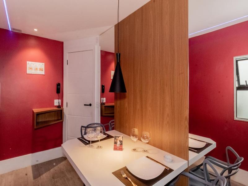 Bambina Hotel -adultos Somente image