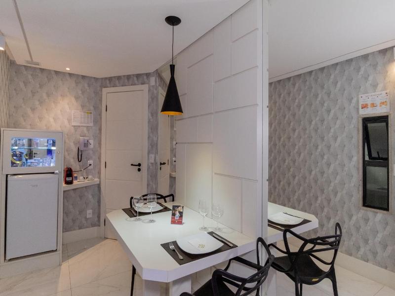 Bambina Hotel -adultos Somente image
