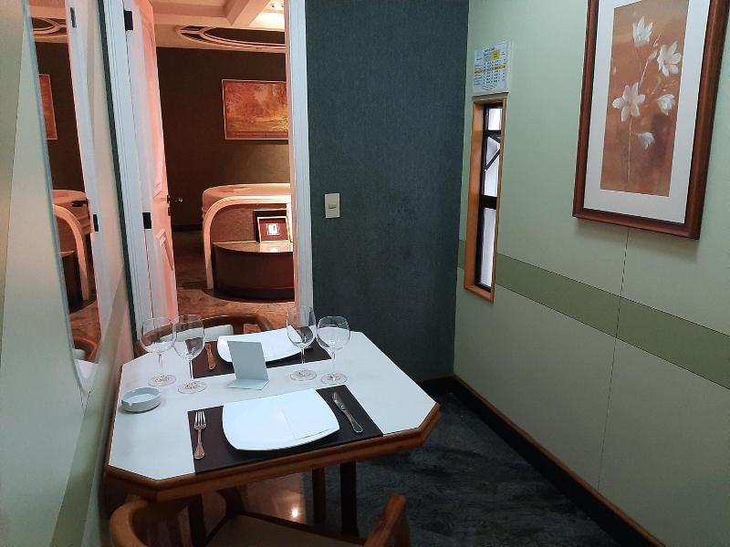 Bambina Hotel -adultos Somente image
