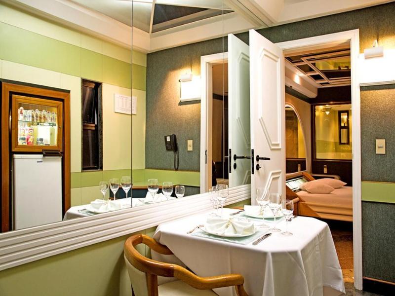 Bambina Hotel -adultos Somente image