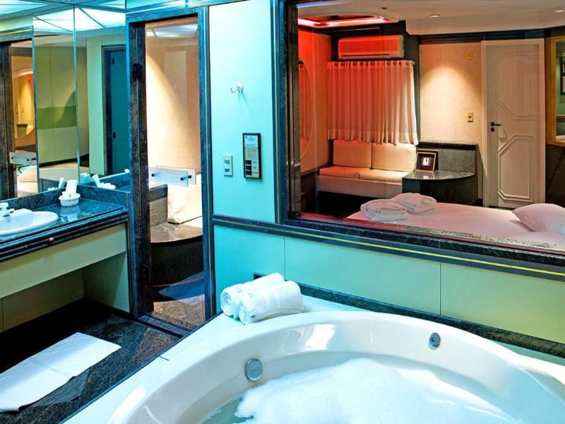 Bambina Hotel -adultos Somente image