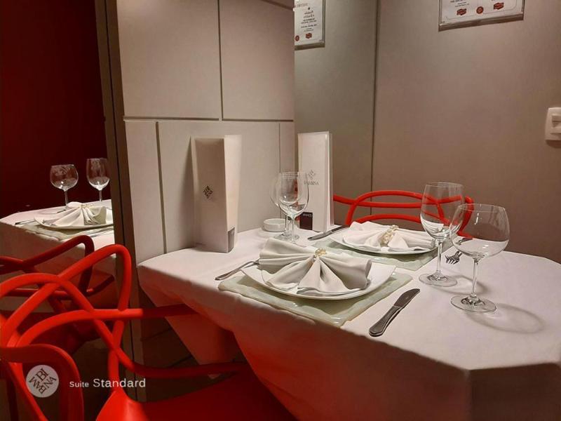 Bambina Hotel -adultos Somente image
