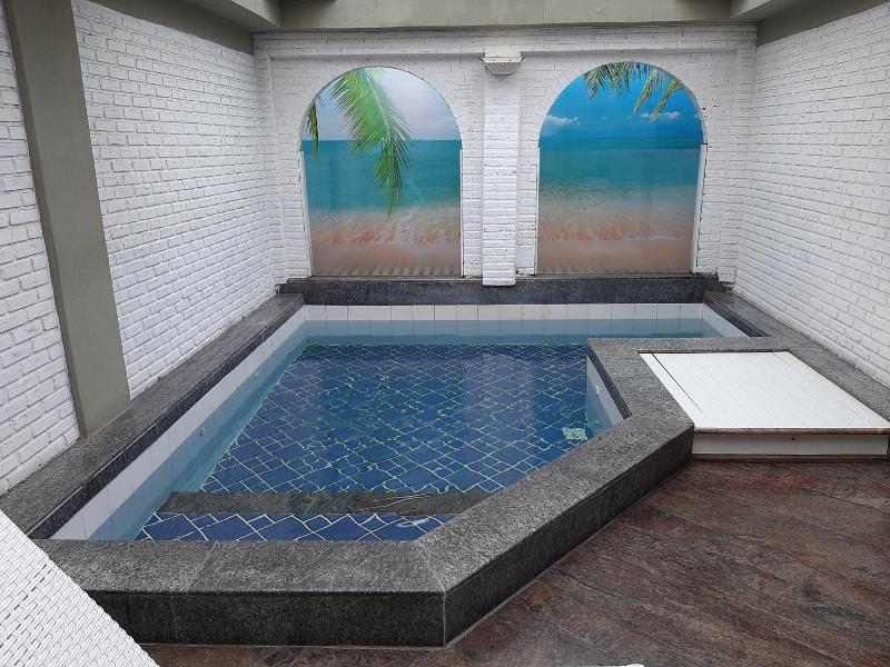 Bambina Hotel -adultos Somente image