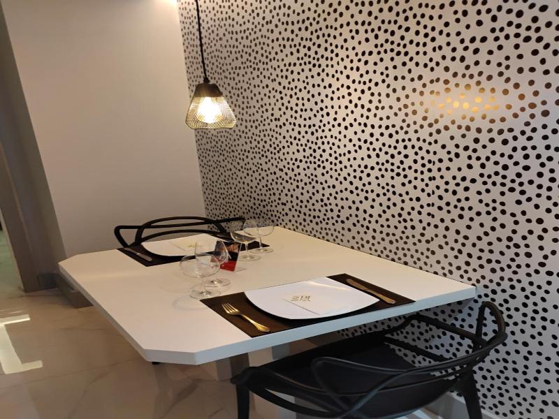 Bambina Hotel -adultos Somente image