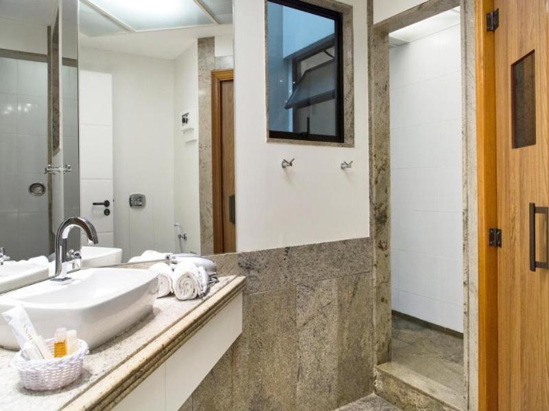Bambina Hotel -adultos Somente image