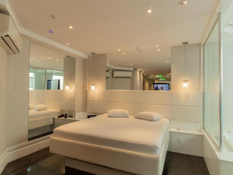 Bambina Hotel -adultos Somente image