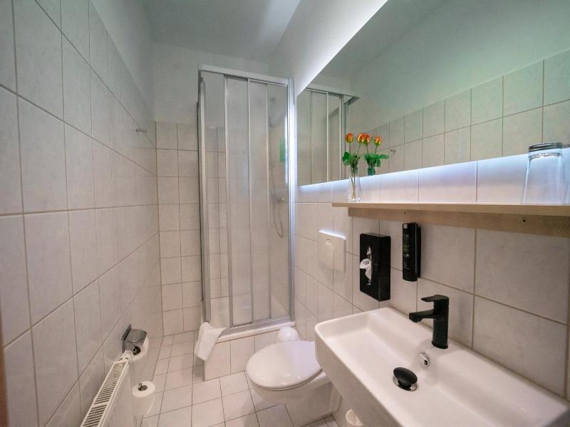 Feel Good Hotel image