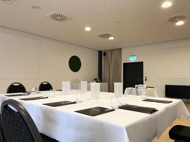 Feel Good Hotel image