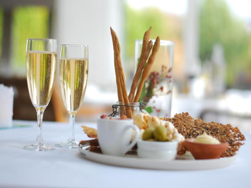 Lyng Dal Hotel Og Restaurant image