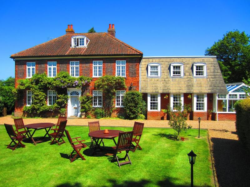Sherbourne House image