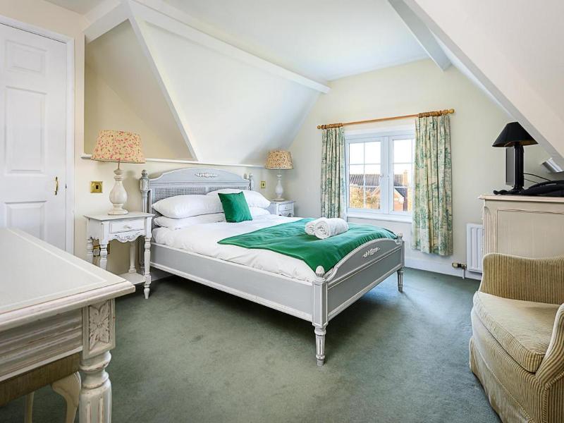 Sherbourne House image