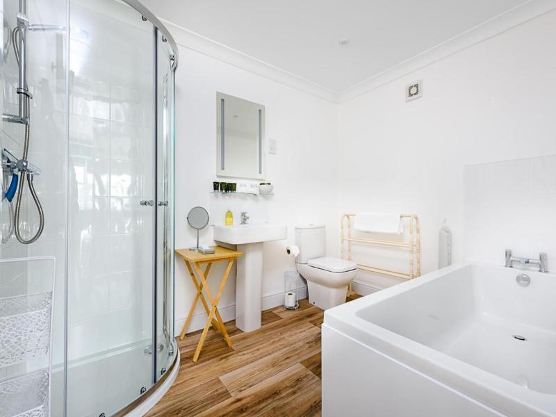 Sherbourne House image
