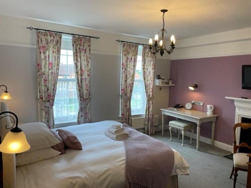 Sherbourne House image
