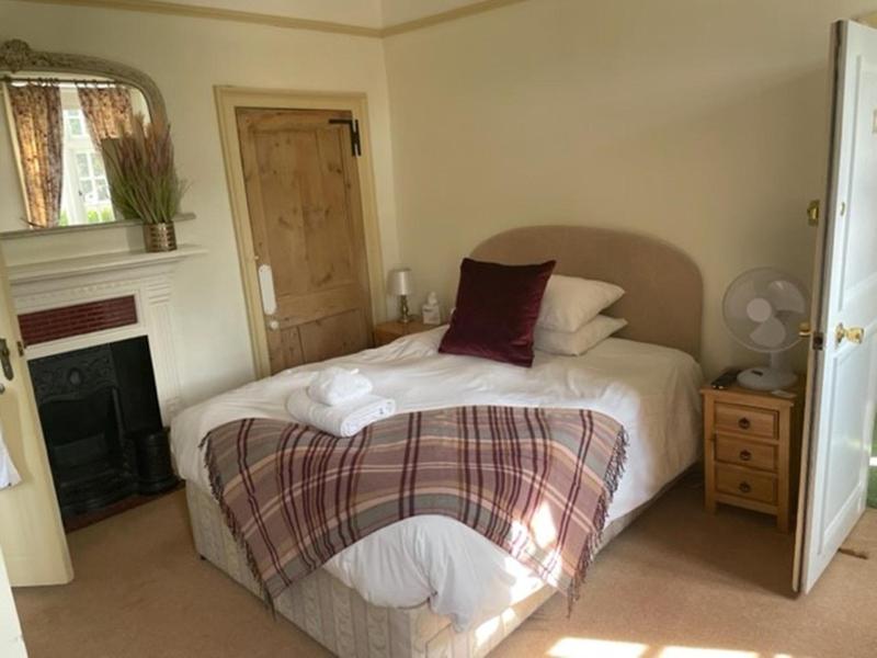 Sherbourne House image