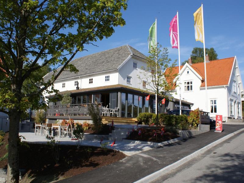 Fjordbris Hotell image