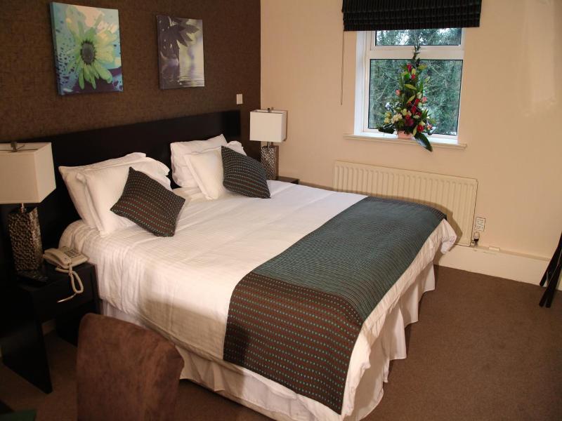 Greenvale Hotel