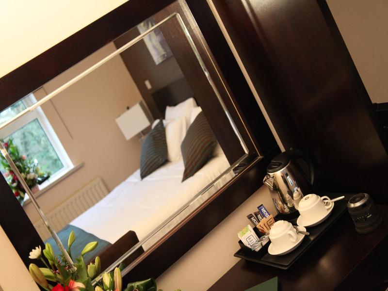 Greenvale Hotel