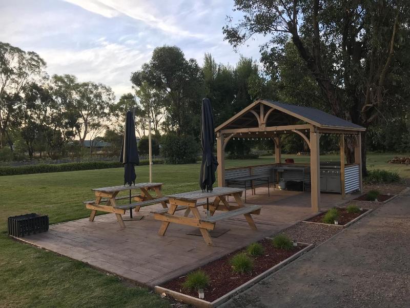 Tatura Country Motel