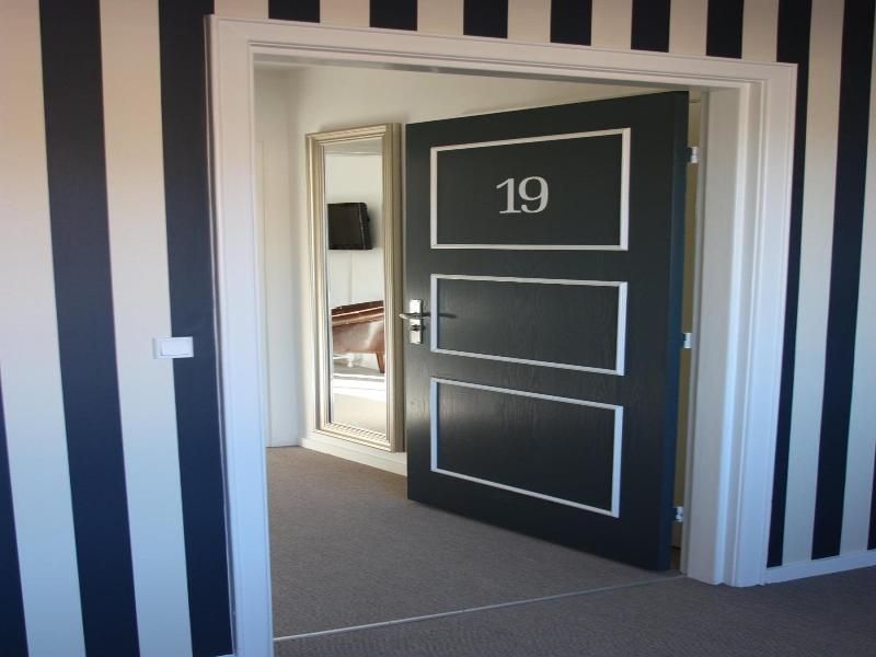 Hotel Højbysø image