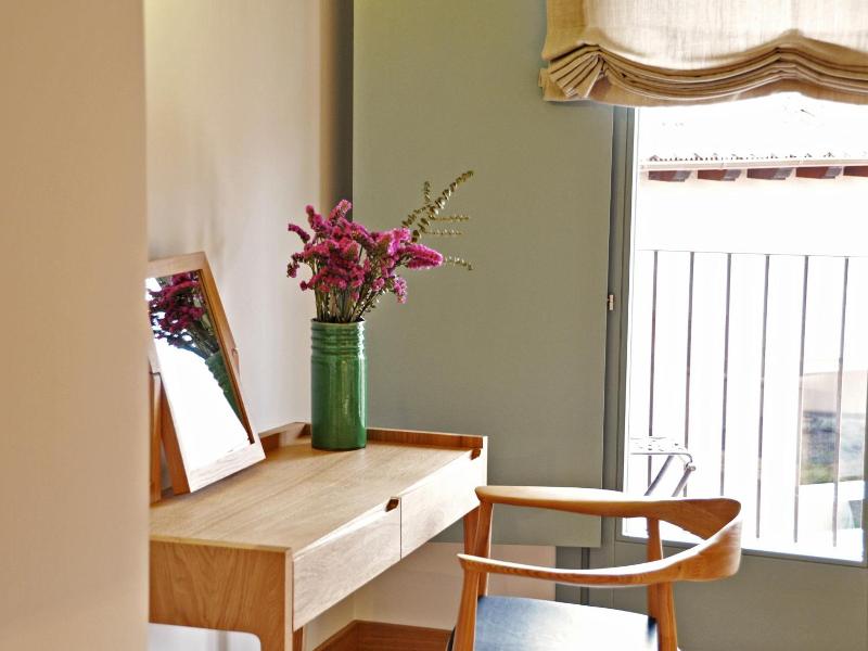 Hotel Ayllon image