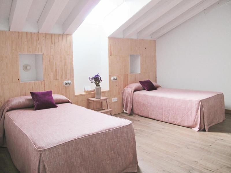 Hotel Ayllon image