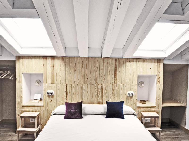 Hotel Ayllon image