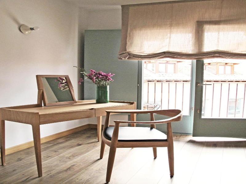 Hotel Ayllon image