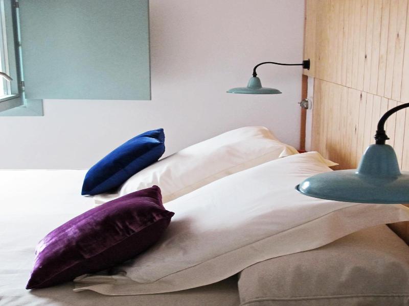 Hotel Ayllon image