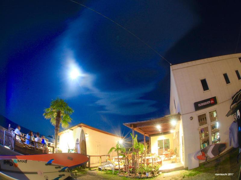 Pavilionsurf&lodge image