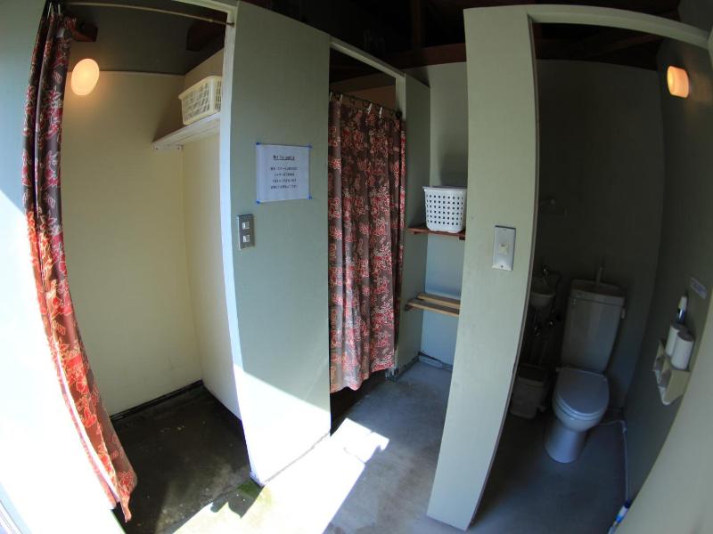 Pavilionsurf&lodge image