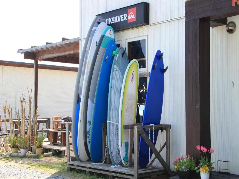 Pavilionsurf&lodge image