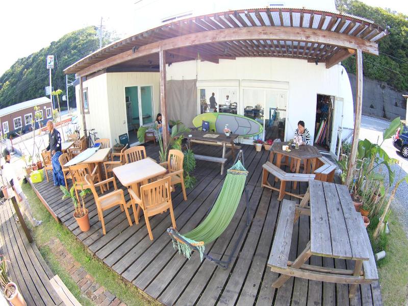 Pavilionsurf&lodge image