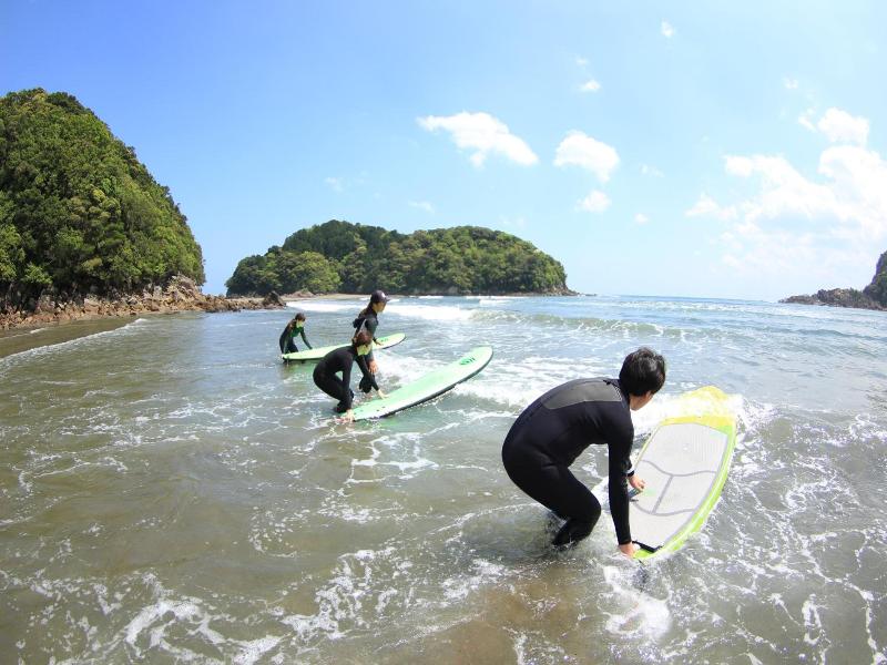 Pavilionsurf&lodge image