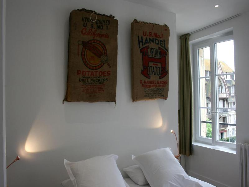 La Maison De La Plage image