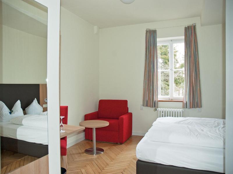 Hotel Landgut Burg image
