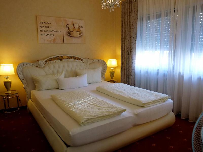Hotel Geissler image