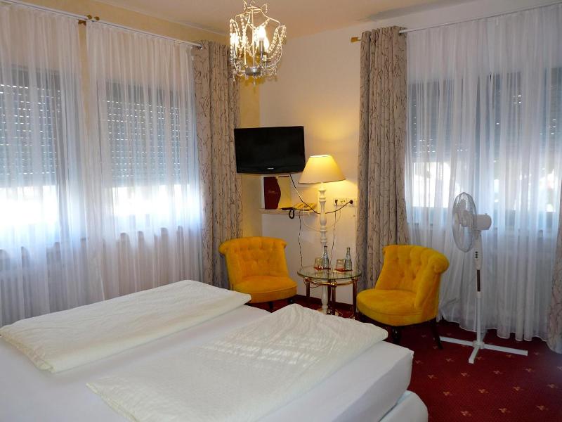 Hotel Geissler image