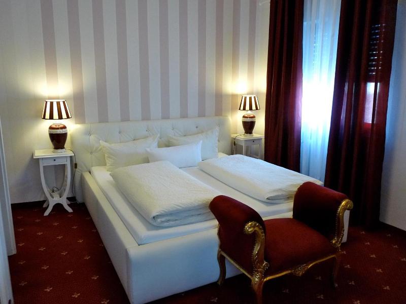 Hotel Geissler image