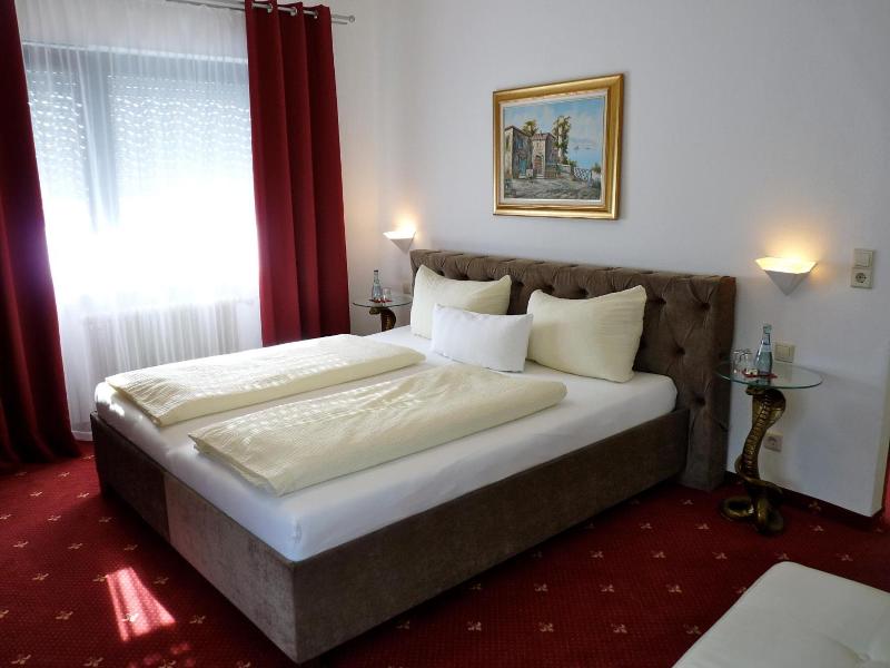 Hotel Geissler image