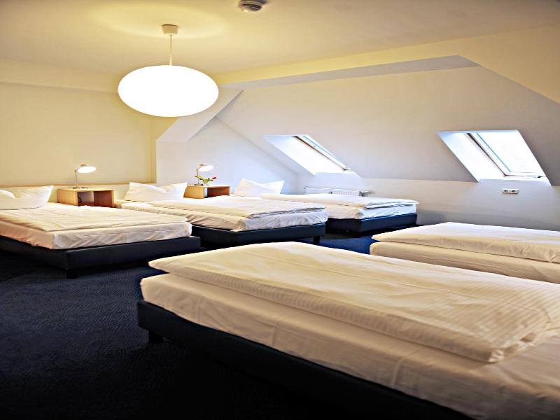 Hotel Transit Loft image