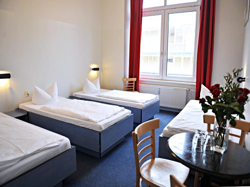 Hotel Transit Loft image