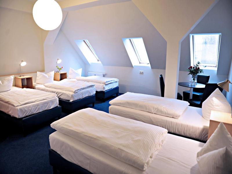 Hotel Transit Loft image