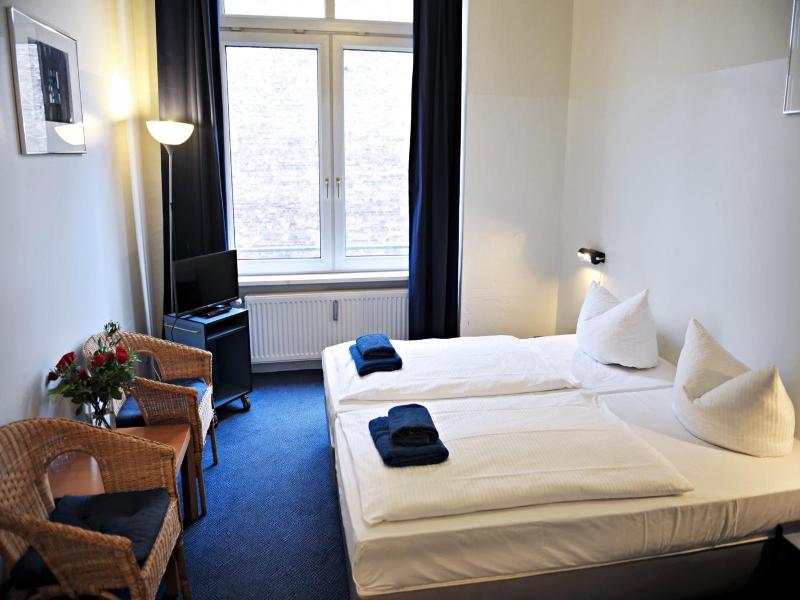 Hotel Transit Loft image