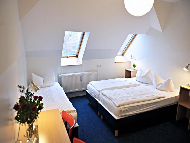 Hotel Transit Loft image