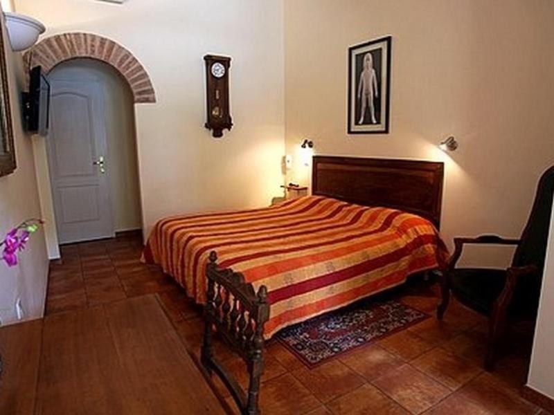 Le Clos Des Arts image