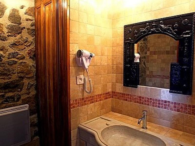 Le Clos Des Arts image