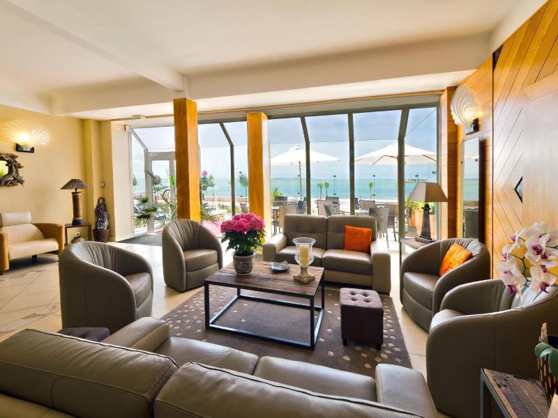 Family Golf Hotel image