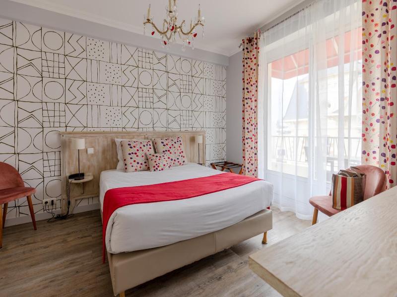 Family Golf Hotel image